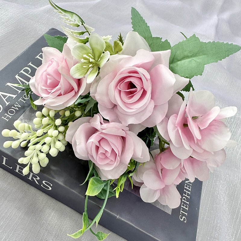 Artificial Dreamy Corner Rose